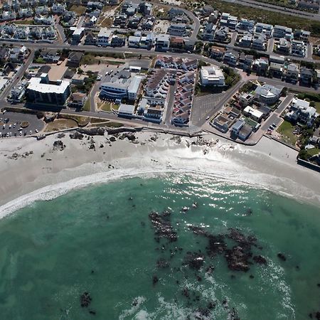 Small Bay Guest House Bloubergstrand Exterior photo