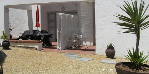 Small Bay Guest House Bloubergstrand Exterior photo